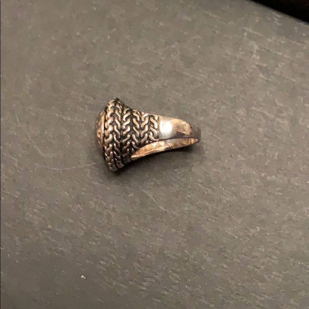Ring - Picture 3 of 4